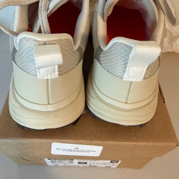 Women's VEJA Dekkan Trail Shoes - Picture 8 of 11